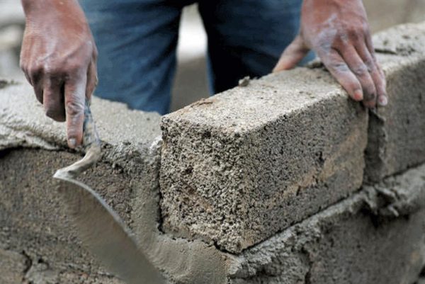 อุตสาหกรรมก่อสร้างและซีเมนต์